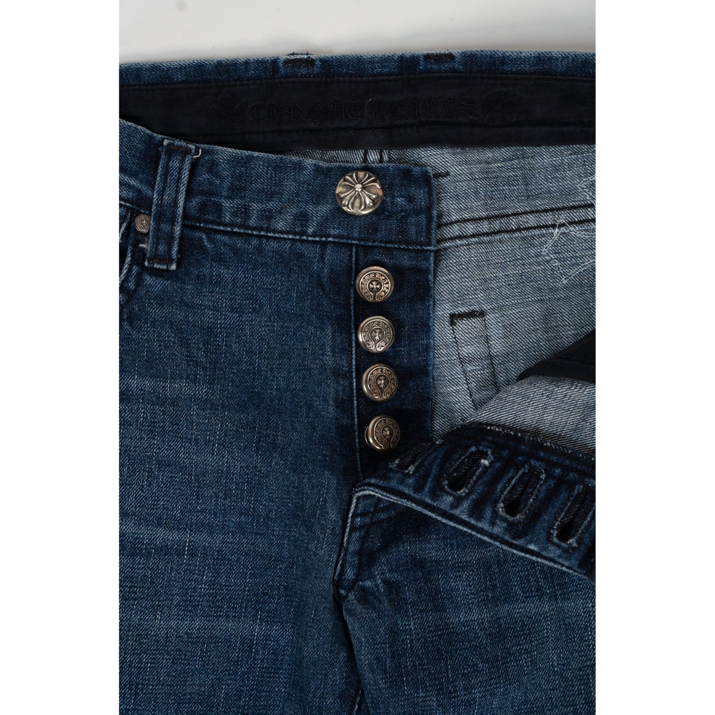 White Patch Vintage Dark Wash