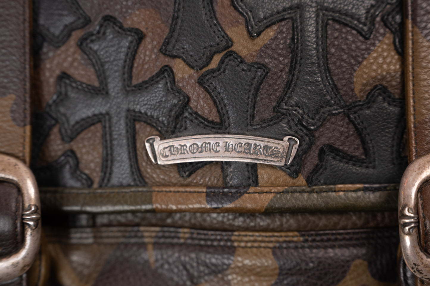 1/1 XL Camo Leather Messenger Bag With Black Cross Patches