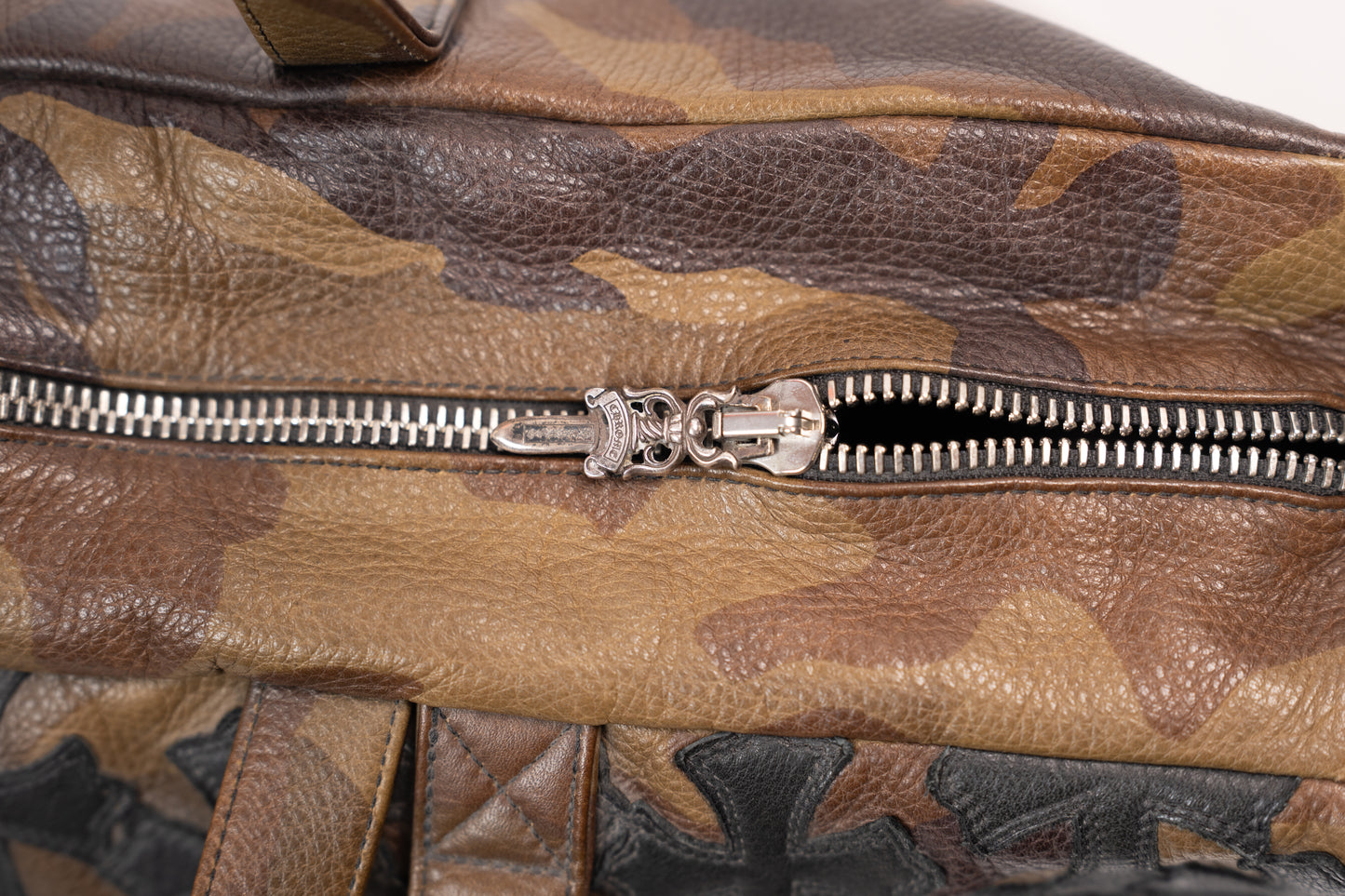 1/1 XL Camo Leather Messenger Bag With Black Cross Patches