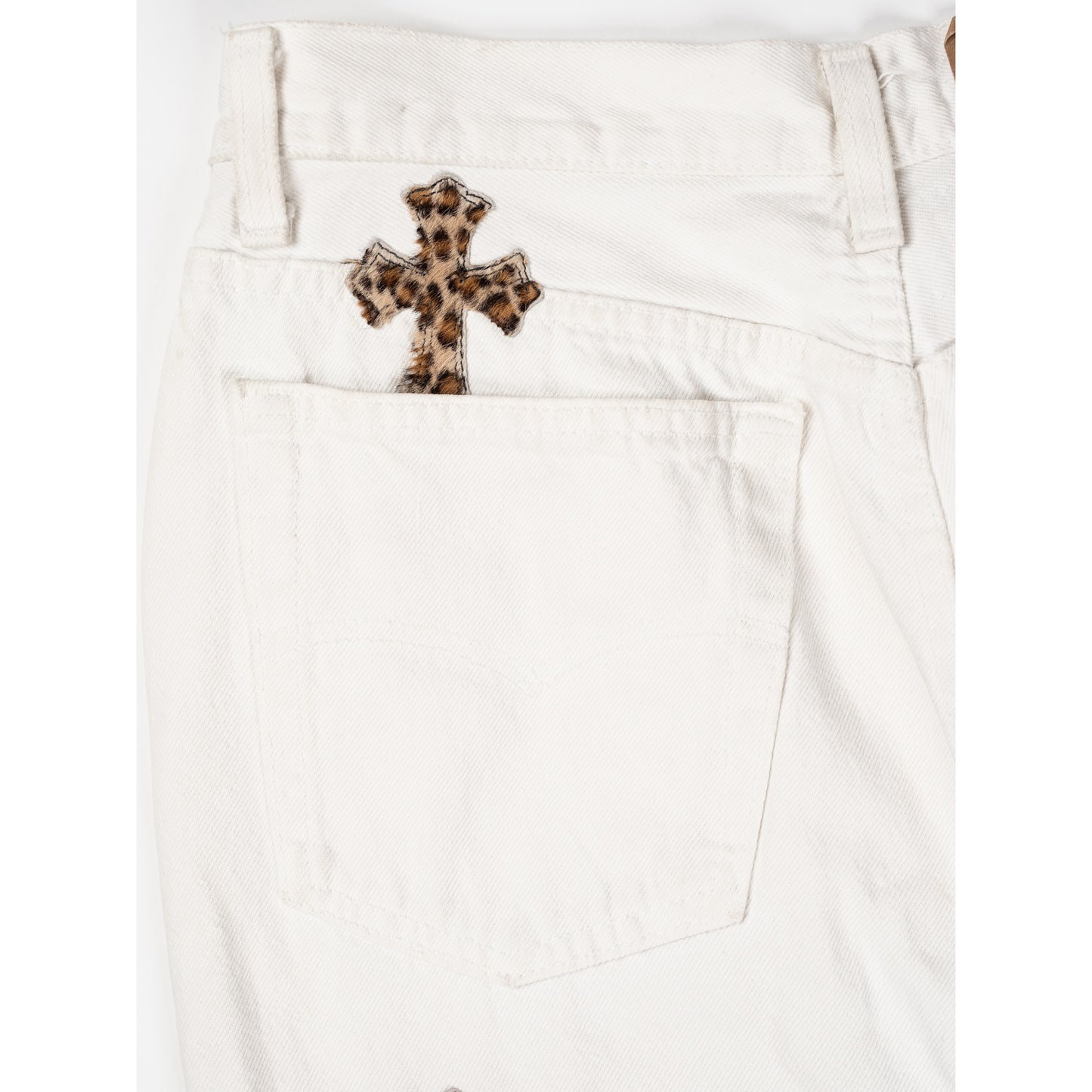 Levi's 501 Leopard Cross Patch White Jeans