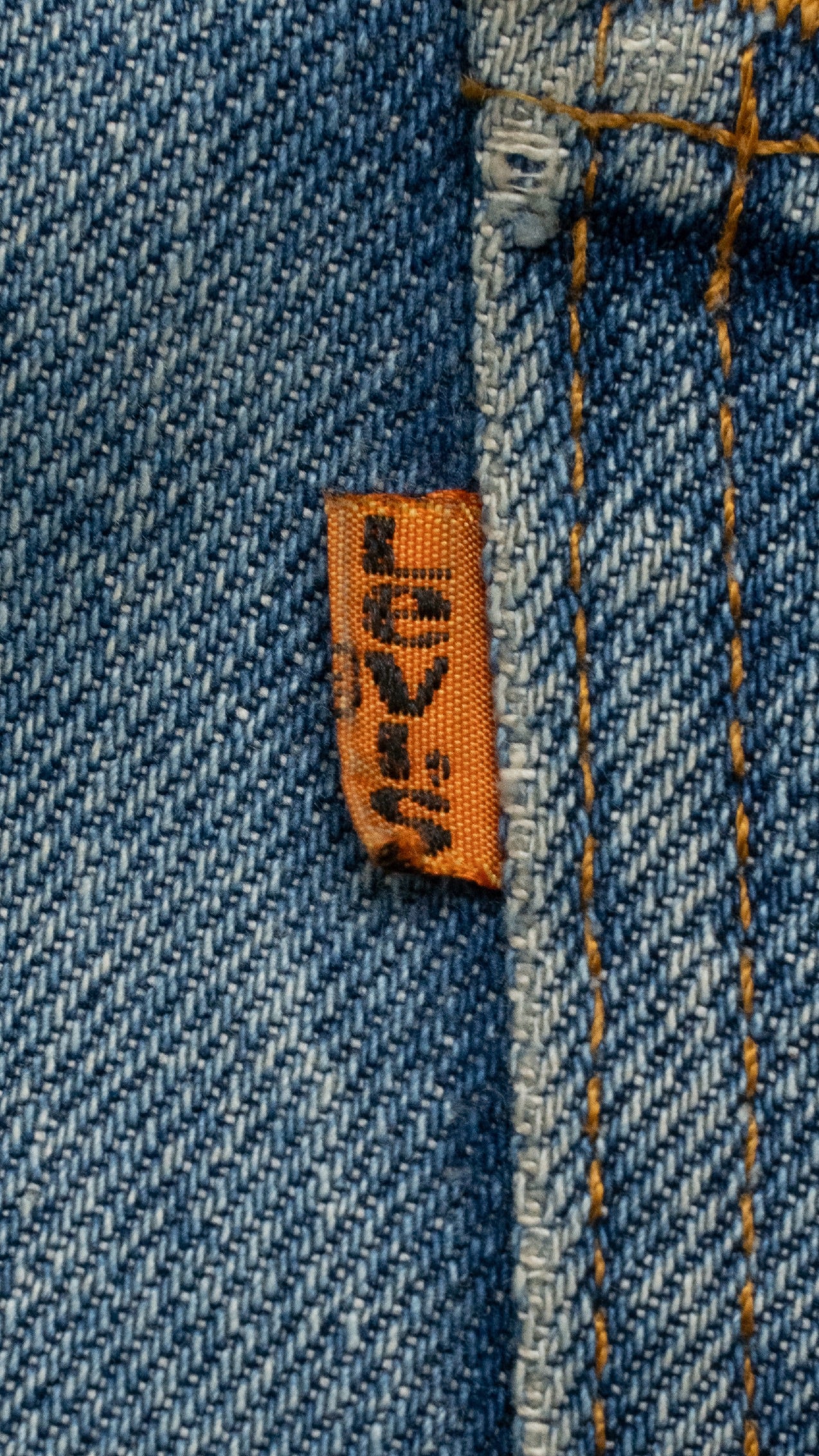 517 Levi's Black Cross Patch Jeans