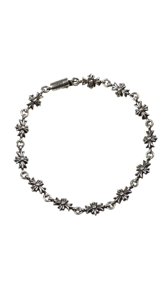Silver Tiny E Bracelet