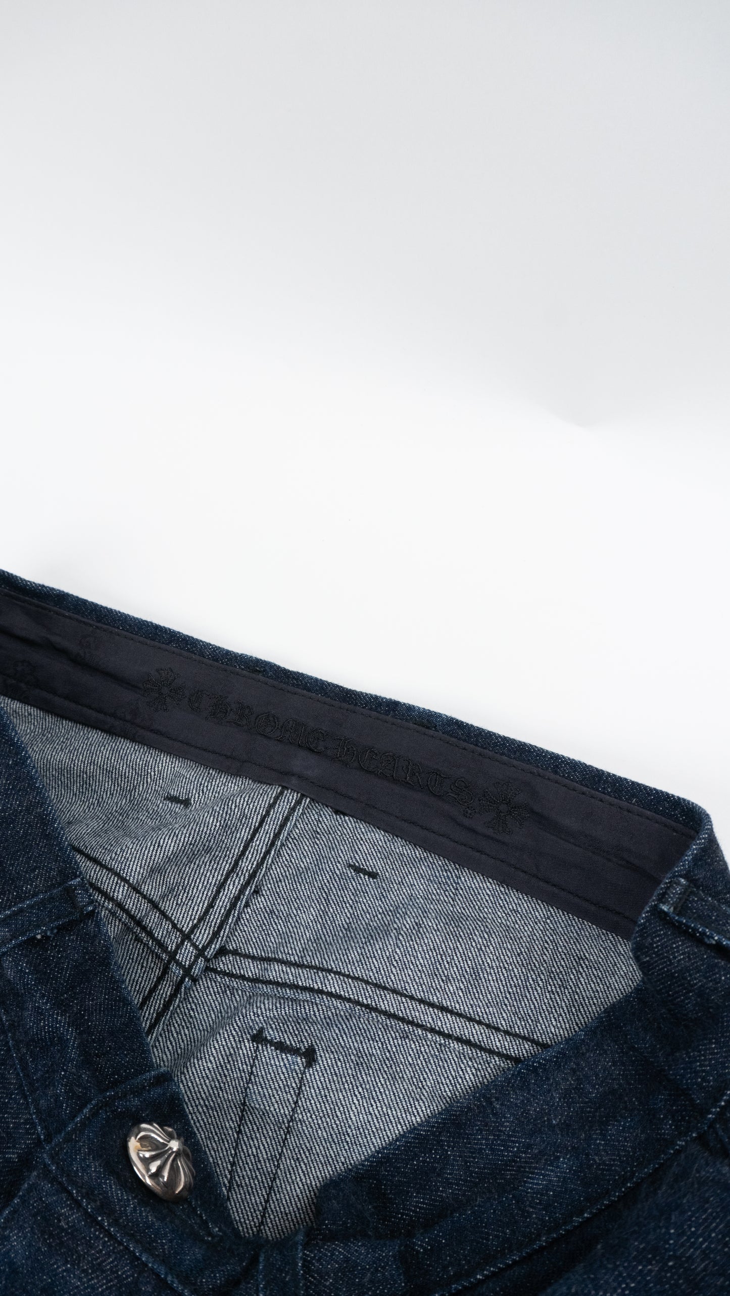 Dark Blue Wash White Patch Jeans