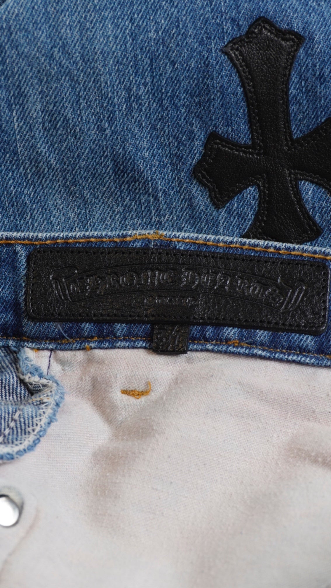 Blue 501 Levi's Black Cross Patch Jeans