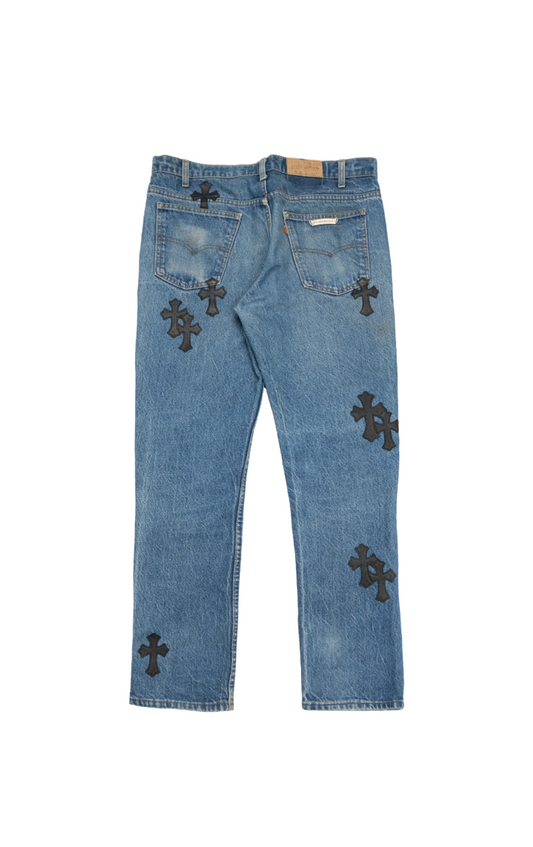 517 Levi's Black Cross Patch Jeans