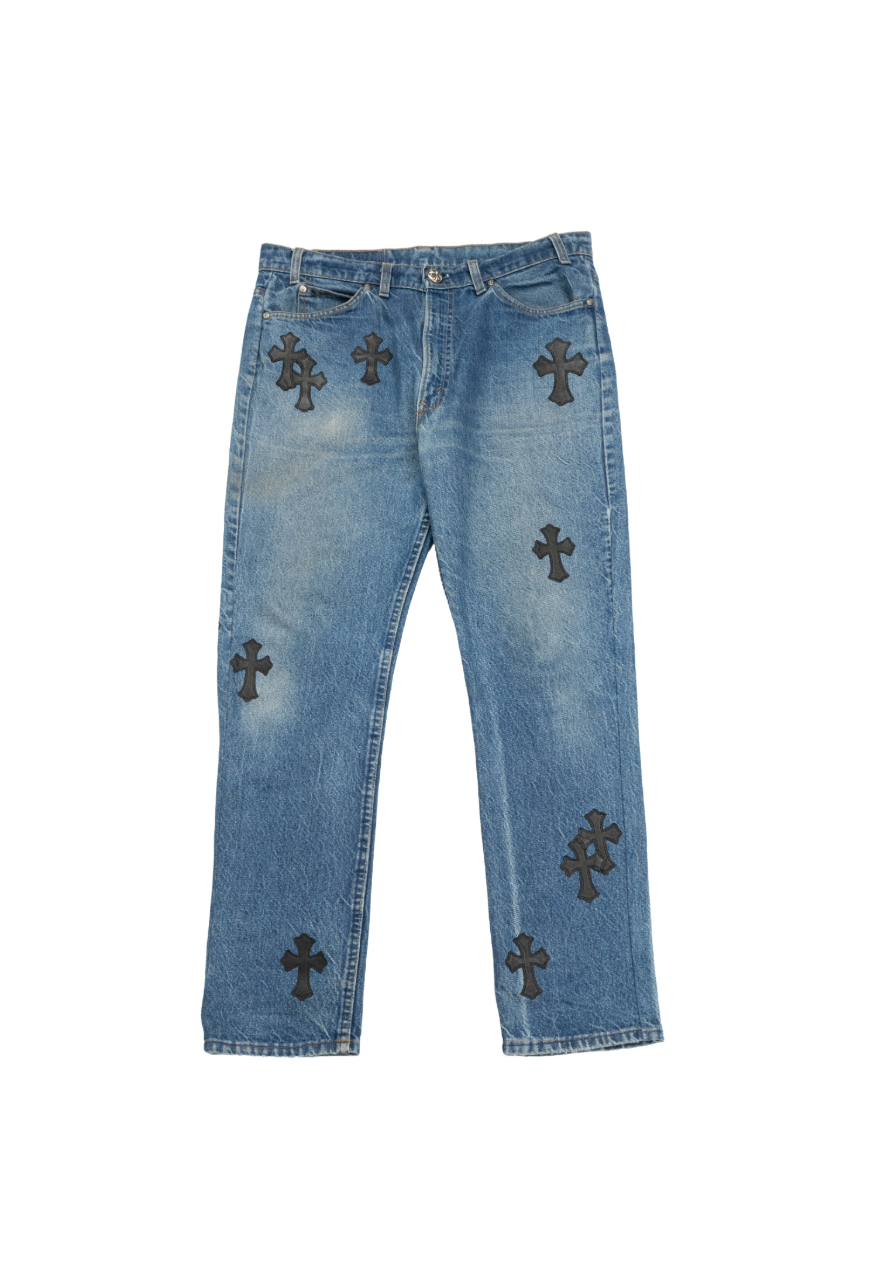 517 Levi's Black Cross Patch Jeans