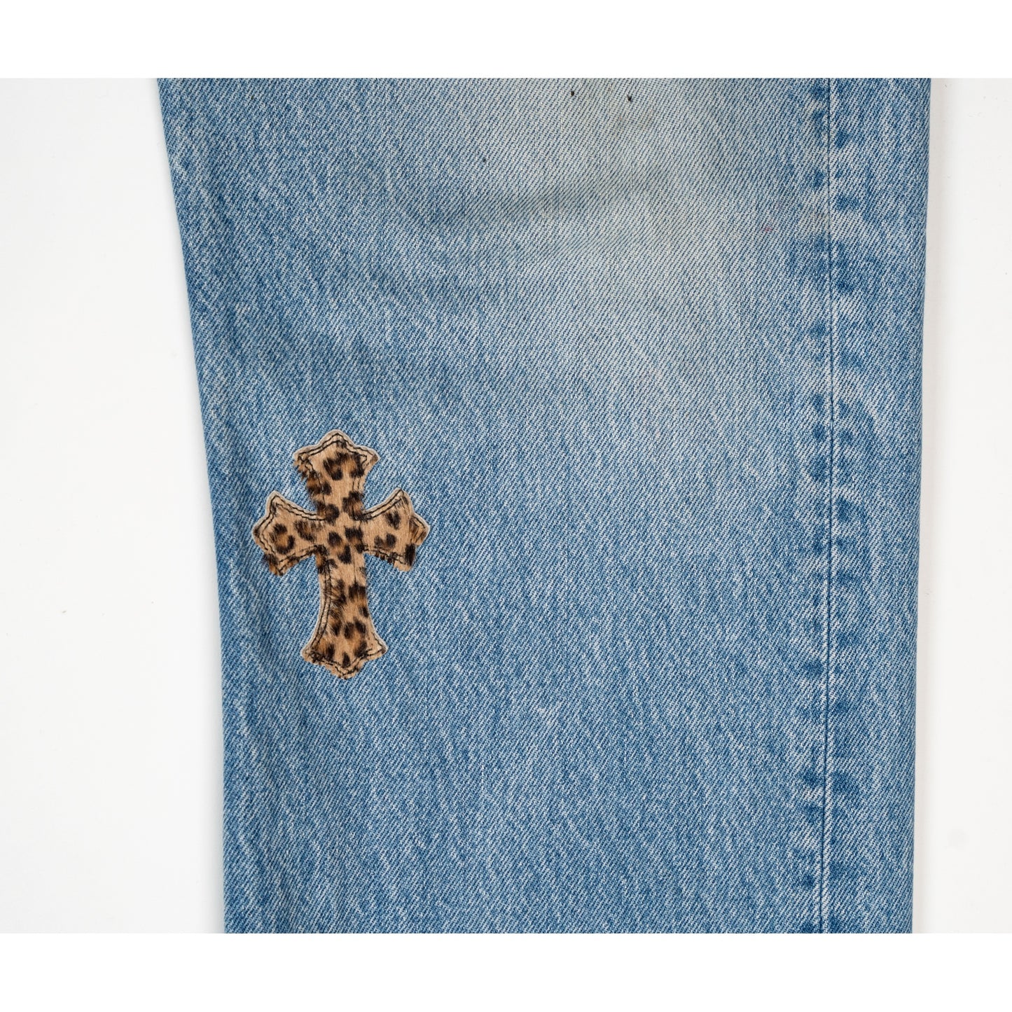 1/1 501 Levi's Cheetah/Pink Cross Patch Jeans