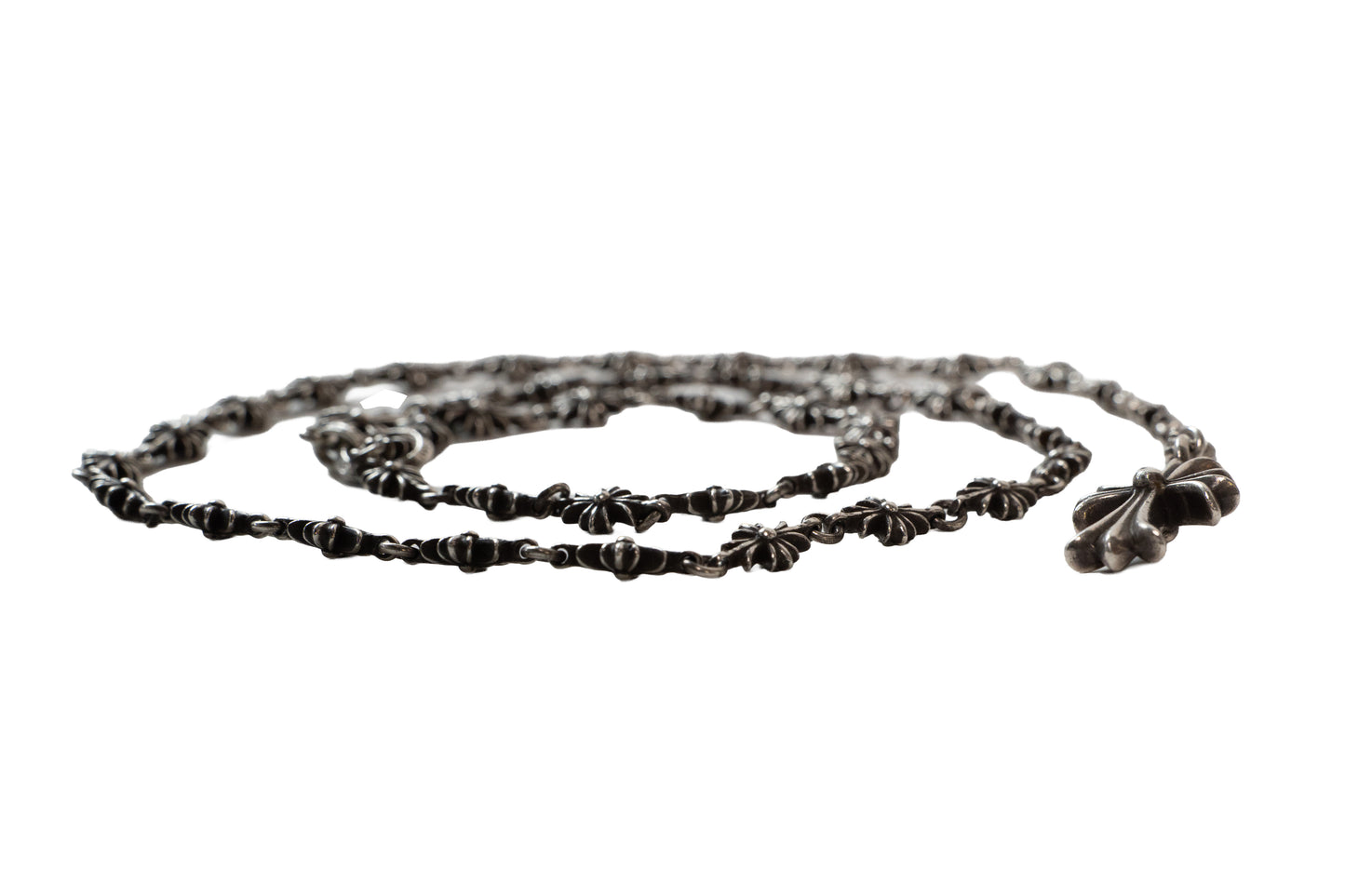 Tiny E Choke Chain Necklace